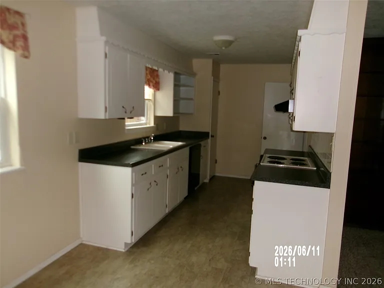 1242 Saddle Ln #1 — Photo 3