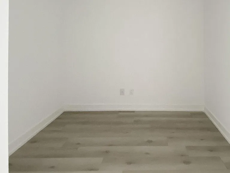 2000 Bathurst St #309 — Photo 5