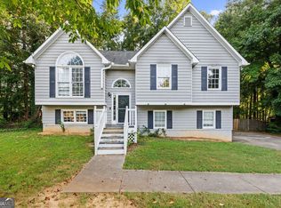 145 Loxley Ct, Douglasville, GA 30134