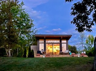 540 Northland Ln, North Hero, VT 05474