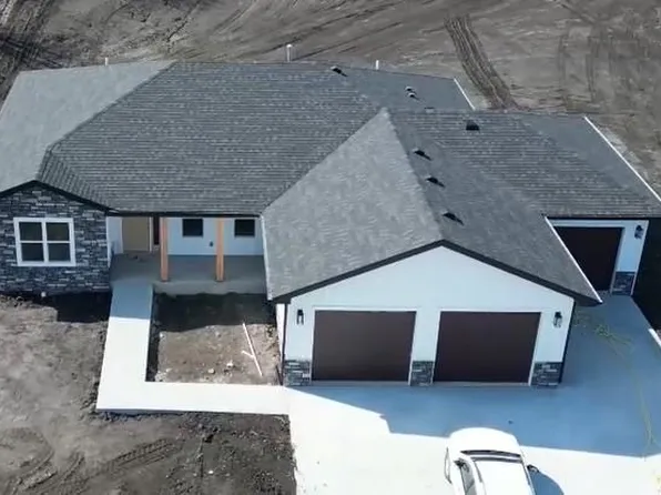 1001 George Ct, Effingham, KS 66023