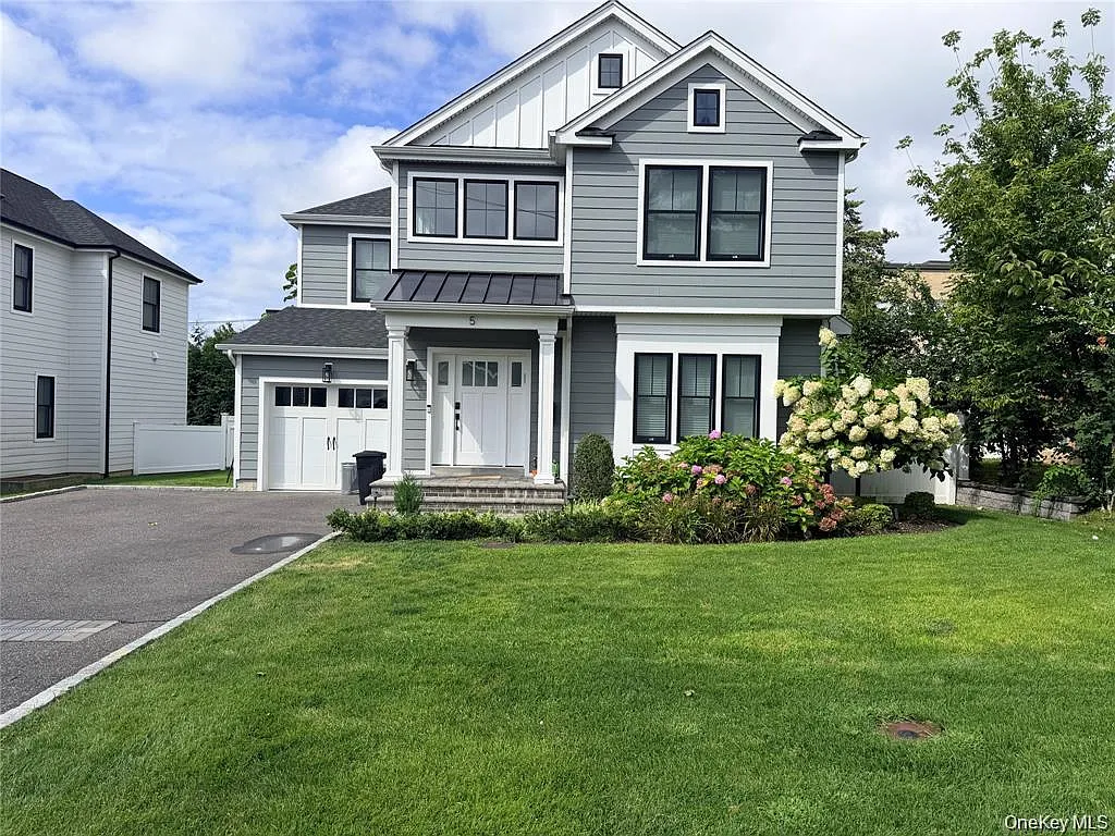 4 bed, 2.5 bath, 2475 sqft, $12,000 — Photo 1
