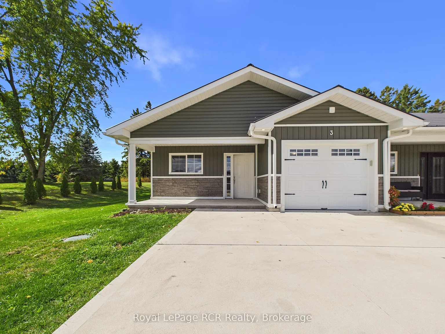2 bed, $2,000 — Photo 1