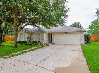 10903 Desert Springs Cir, Houston, TX 77095