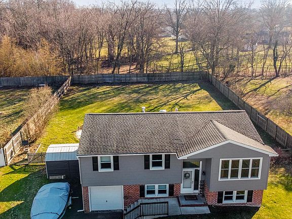 3rd image of 230 Logan Dr