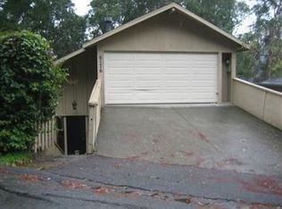 6176 Valley View Rd, Oakland, CA 94611