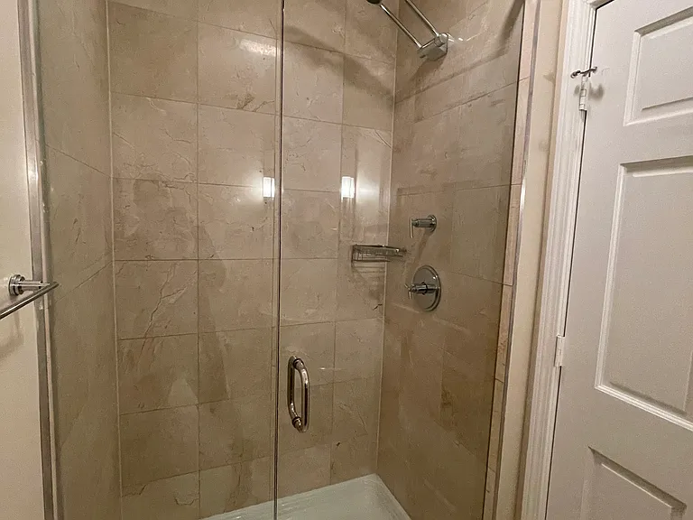 1457 N Ashland Ave #4S — Photo 8