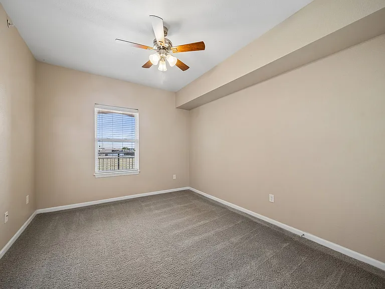 Windscape Apartments — Photo 9