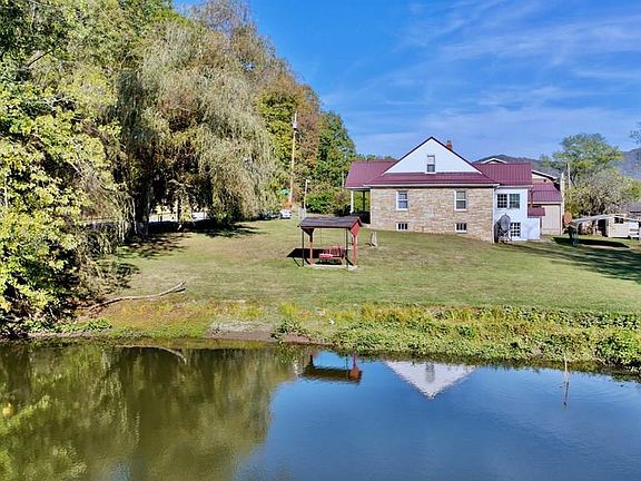 14th image of this home