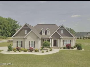 411 Old Towne Dr, Greenville, NC 27858
