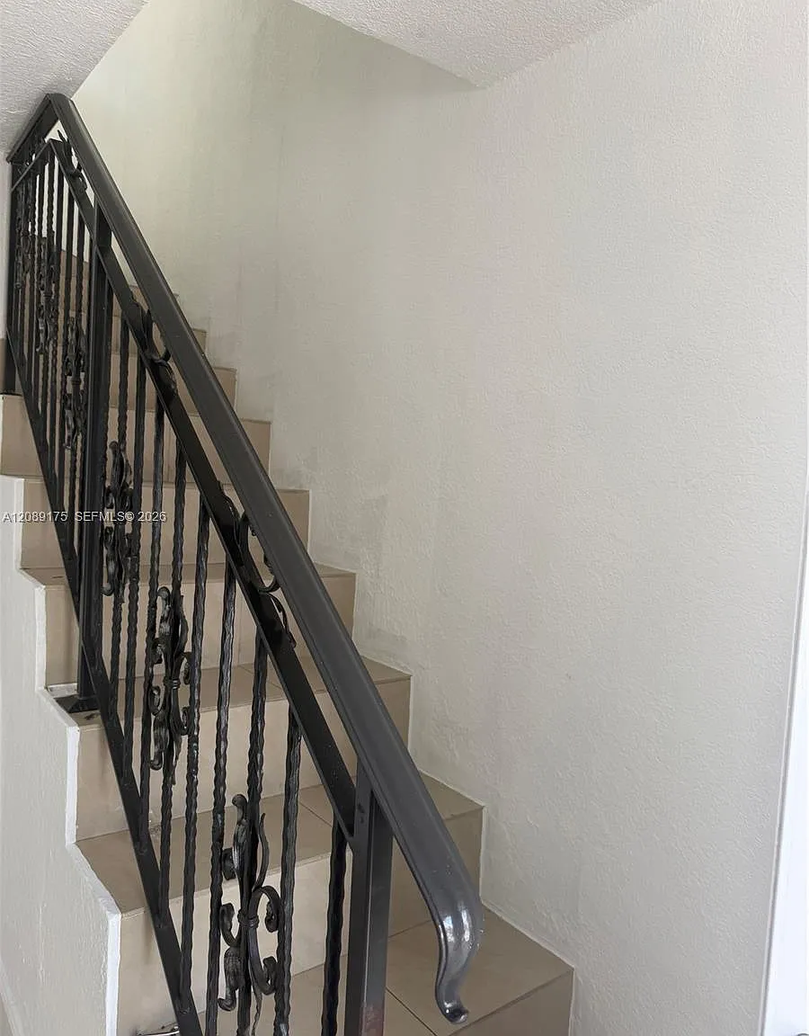 Swiss Chalet South Condo — Photo 3