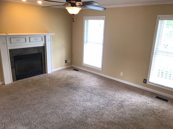 5th image of 1409 Buchanon Dr