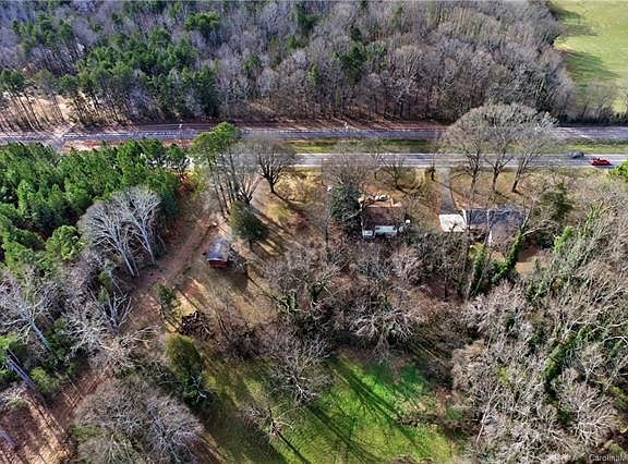 3rd image of 1723 Mecklenburg Hwy #1