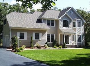 105 Mount Sinai Ave, Mount Sinai, NY 11766