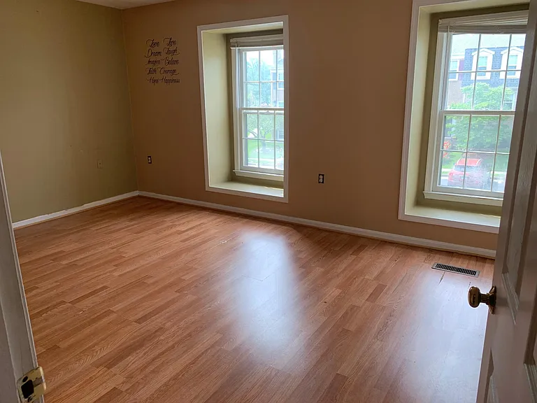 12034 Stallion Ct — Photo 7