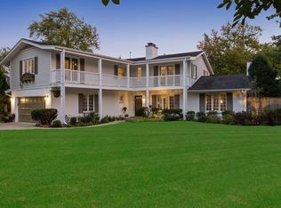 2323 Iroquois Rd, Wilmette, IL 60091