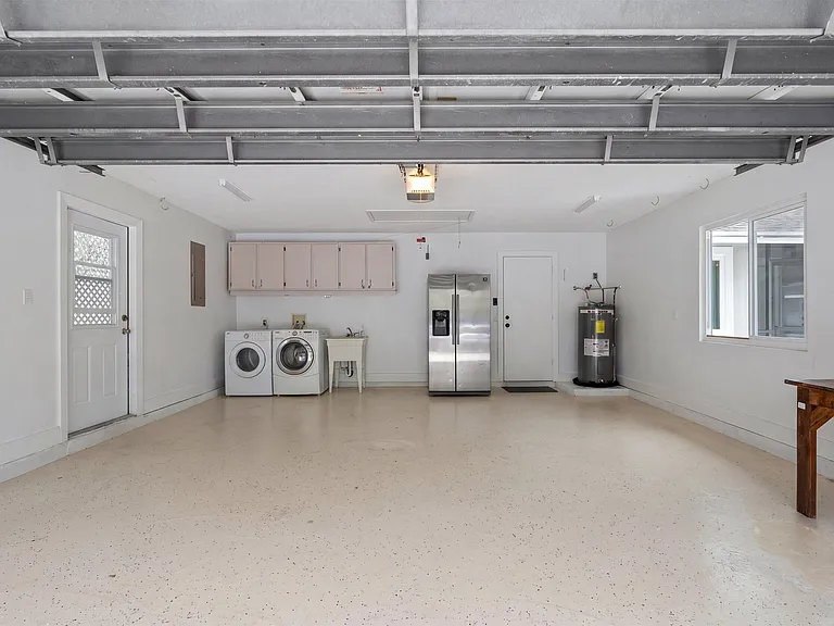 14122 Citrus Dr — Photo 19