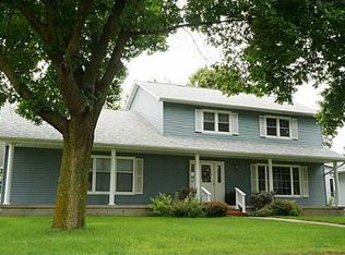 2718 Charles St, Perry, IA 50220