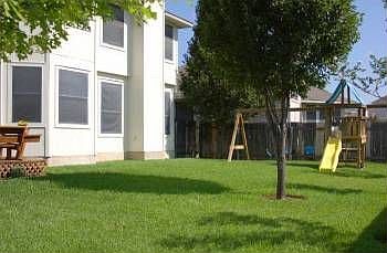 3rd image of 3715 Eagles Nest St