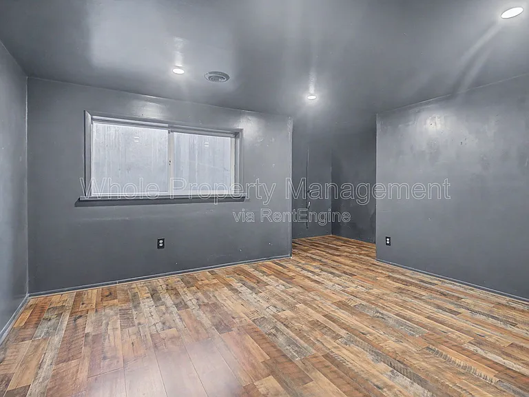 11604 Community Center Dr #8 — Photo 24