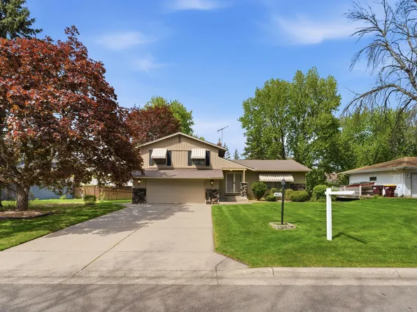 401 Felix Ln, West Saint Paul, MN 55118