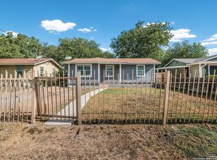 131 Hopkins St, San Antonio, TX 78221
