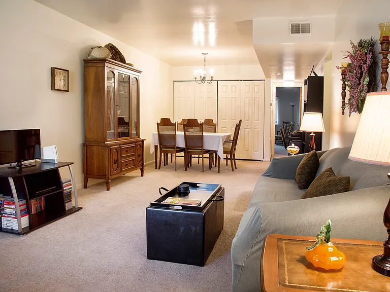 Bart Villa Apartments — Photo 13