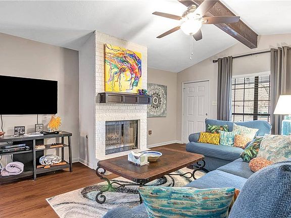 5th image of 1722 Laura Ln