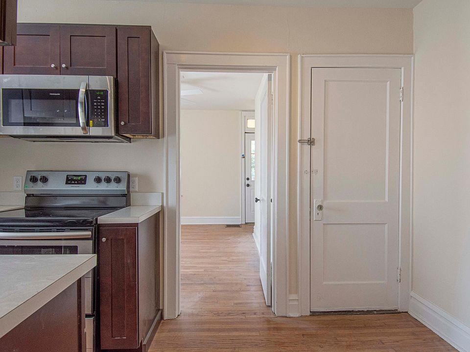 1st image of 2241 California Ave APT 2N