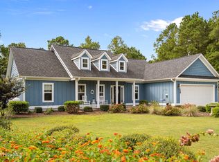 128 Kings Harbor Dr, Holly Ridge, NC 28445