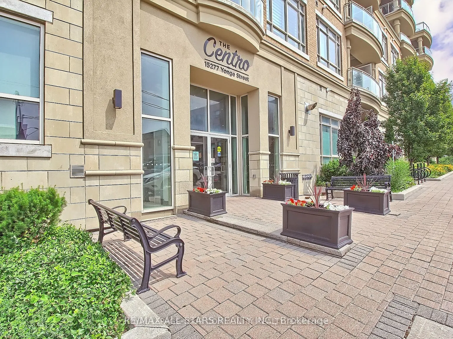 2 bed, $2,899 — Photo 3
