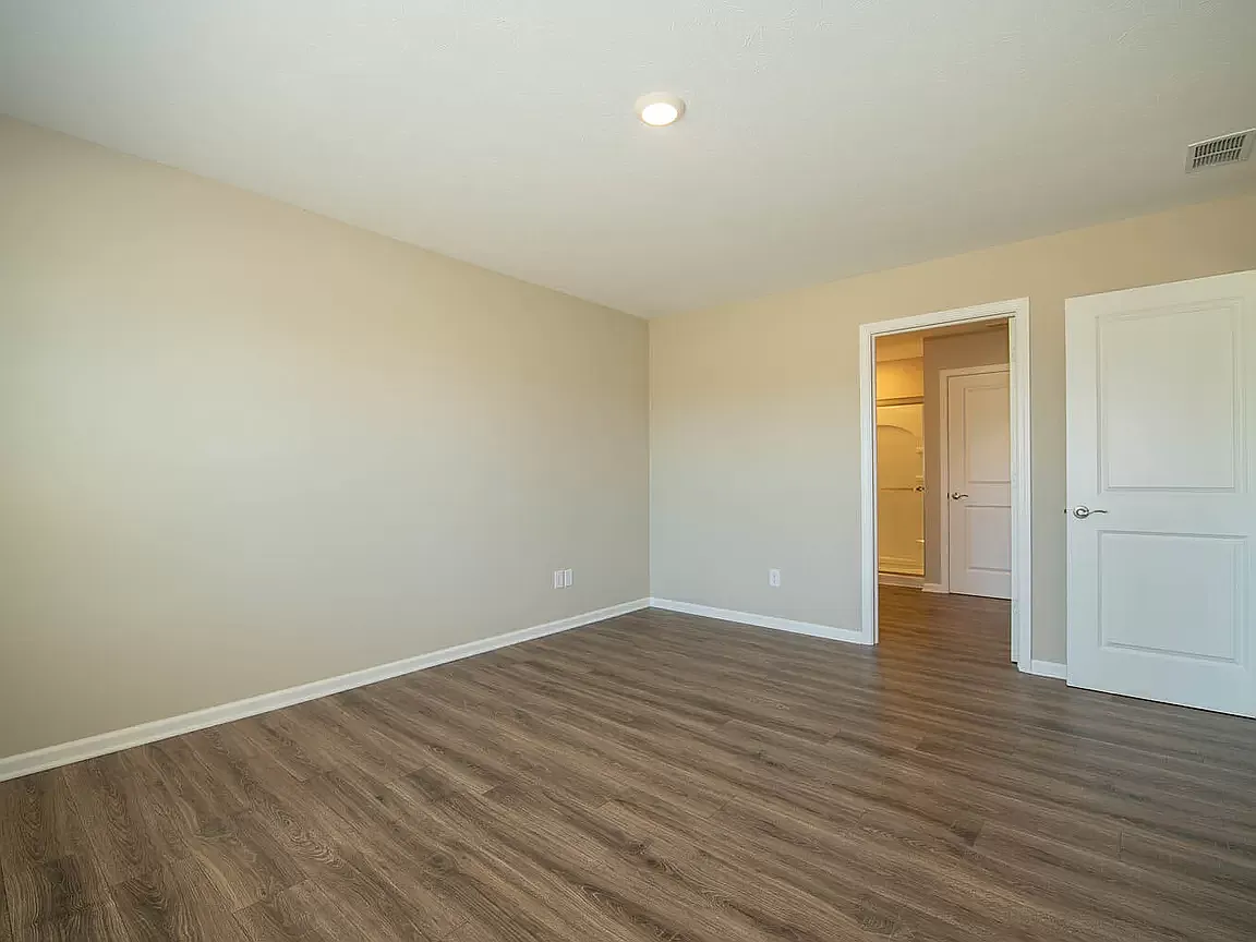 4 bed, 2.0 bath, 1771 sqft, $2,058 — Photo 4