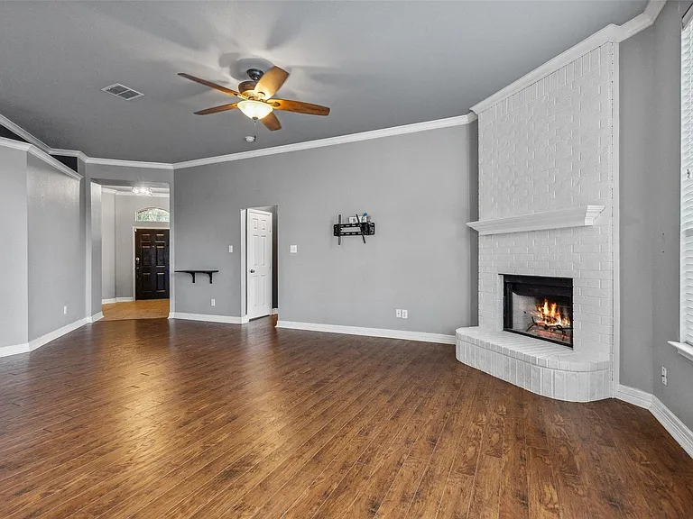 7261 Decoy Ln — Photo 4