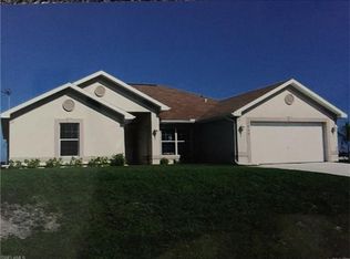 2820 NE 4th Pl, Cape Coral, FL 33909
