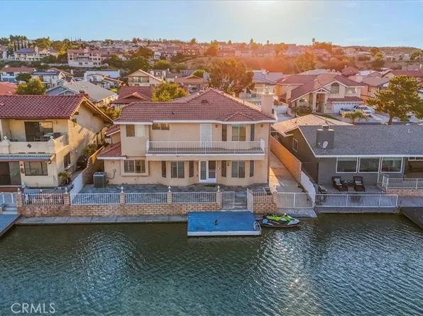 13715 White Sail Dr, Victorville, CA 92395