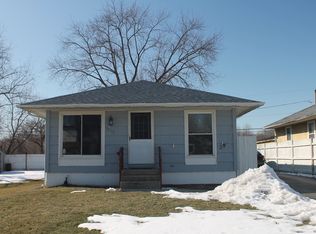 1406 Barberry Ln, Round Lake Beach, IL 60073