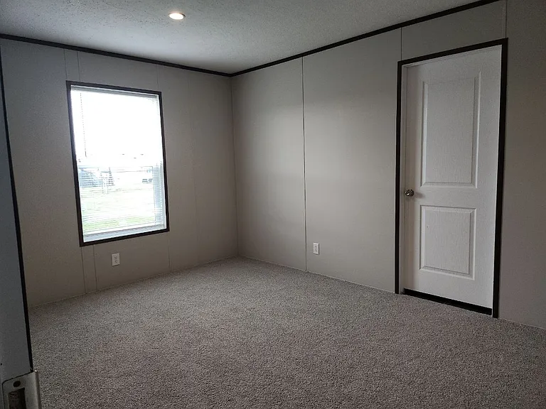 3713 Windmill Rd — Photo 4