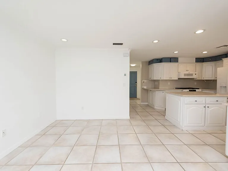 444 Finch Dr — Photo 79