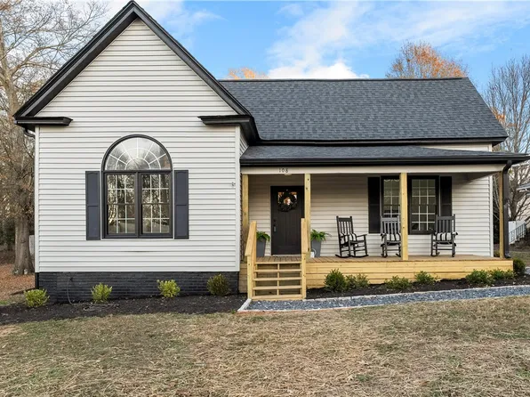 108 N Palmetto St, Liberty, SC 29657