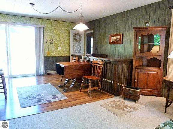 5th image of 4438 N East Torch Lake Dr