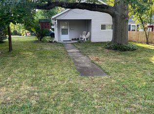944 Hudson Rd, Kent, OH 44240