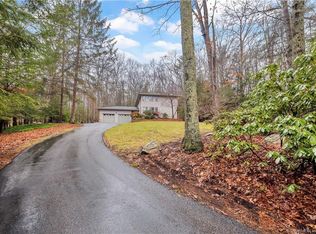 55 Beech Mountain Rd, Mansfield, CT 06250