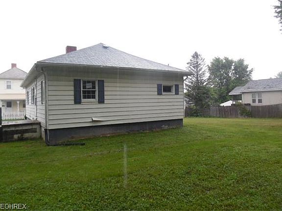 3rd image of 862 Cabot Dr