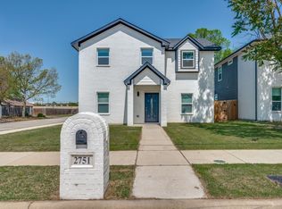 2751 E 1st St, Fort Worth, TX 76111