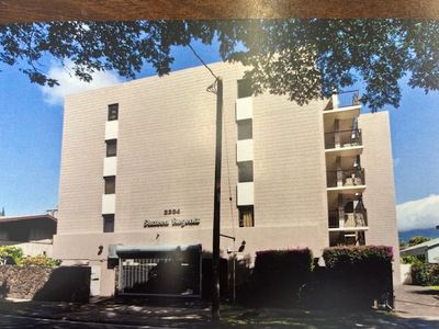 2334 Kapiolani Blvd APT 301, Honolulu, HI, 96826
