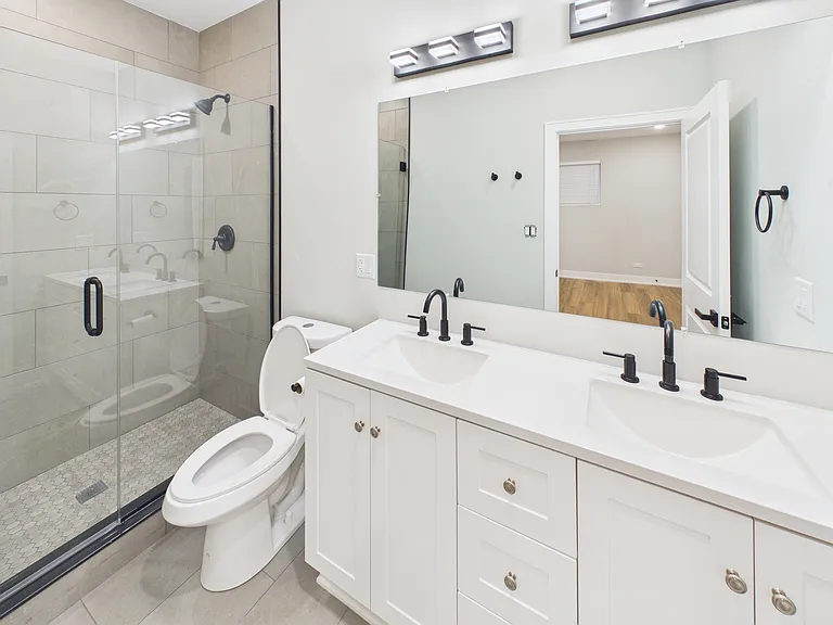 6220 S King Dr #2 — Photo 30