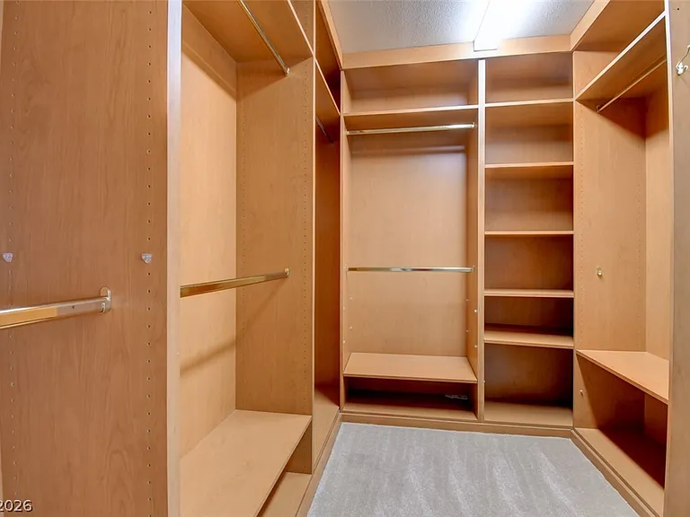7686 Gossamer Wind St — Photo 39