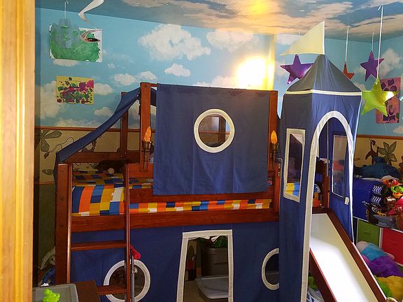 Bedroom #2 kids room