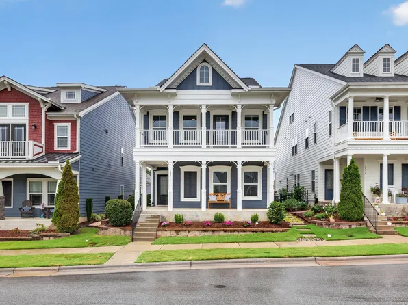 1276 Gloriosa St, Apex, NC 27523