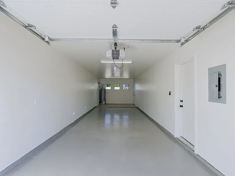 2502 E Paradise Ln #1 — Photo 37